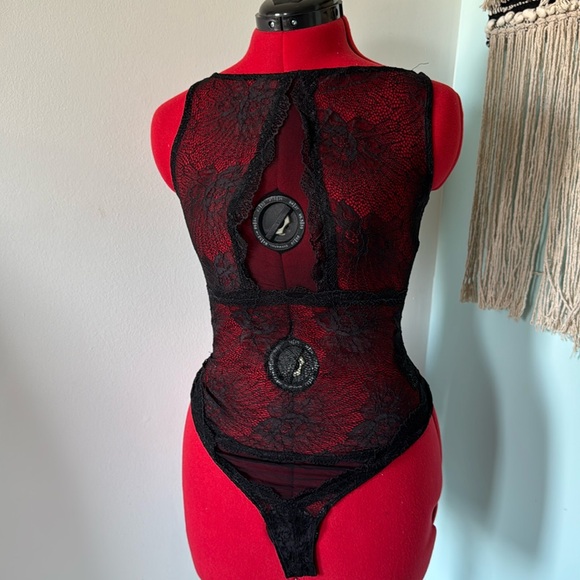 Guess Tops - Guess black sheer stretchy lace bodysuit 🖤